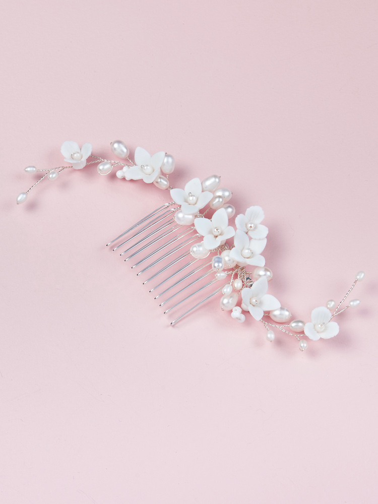 Pearl bridal hair comb in Melbourne.