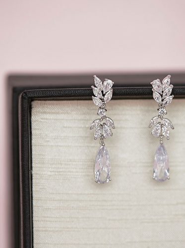 Rutherglen wedding earrings