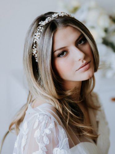 classic pearl hair vines for brides
