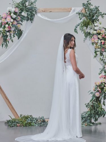 single ribbon edge bridal gown veil