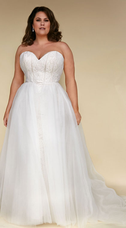 Fitted plus size reveal gown