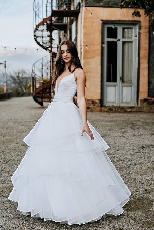 12 Melbourne Wedding Dress Shops For Designer Lovers  Marie Claire  Australia