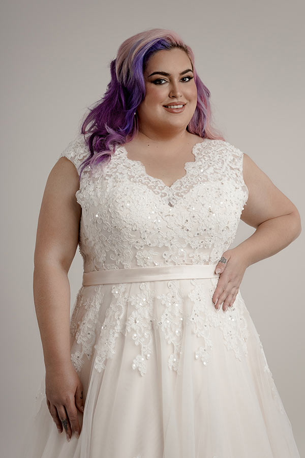 Blus designer wedding gown