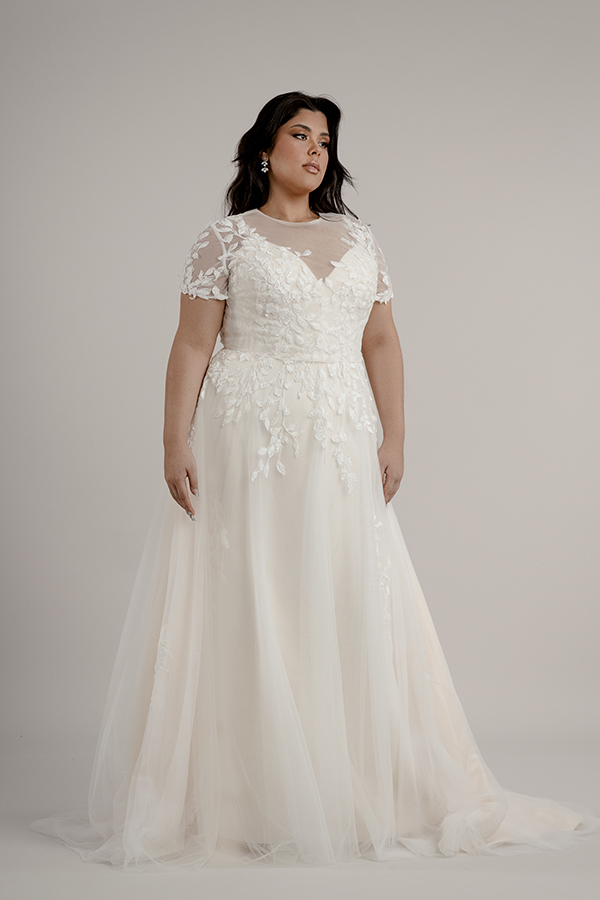 Plus size wedding dress with short sleeves