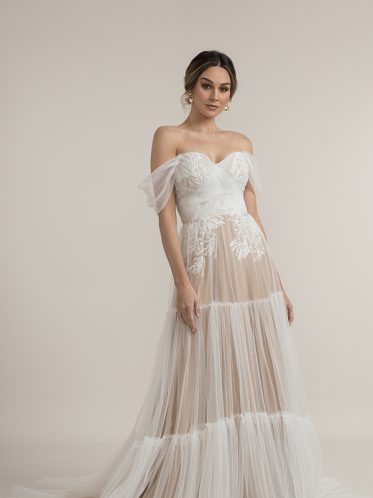 Leah S Designs bohemian style wedding dress