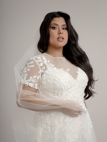 Large size wedding dresses with sleeves