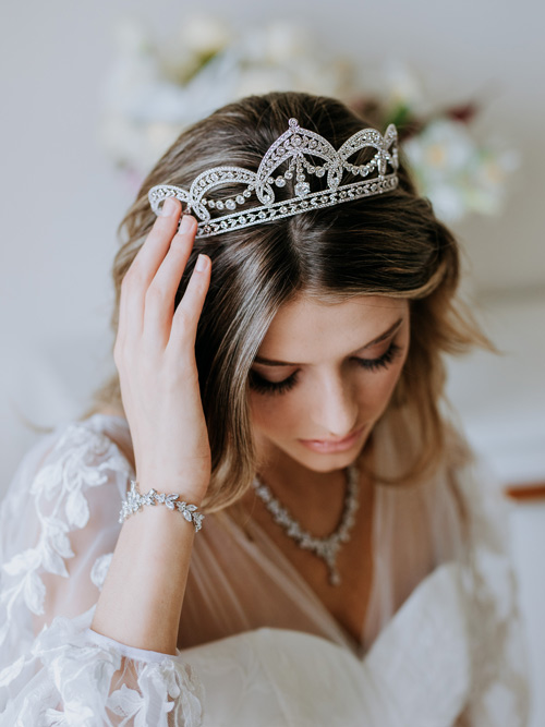Royal inspired wedding tiara's.