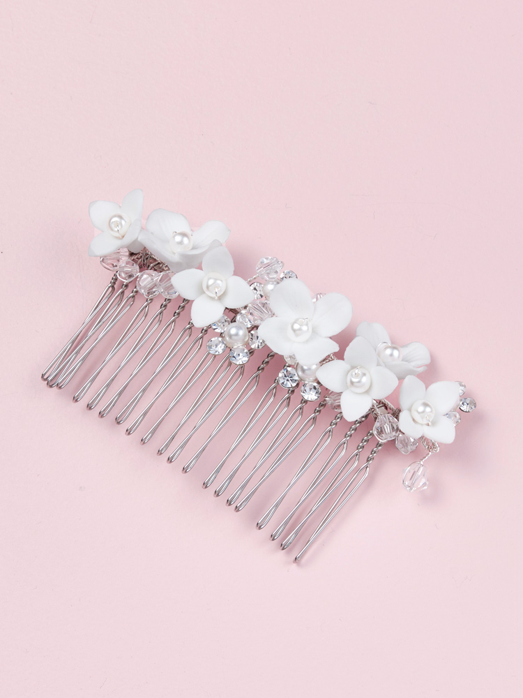 Simple and elegant bridal combs