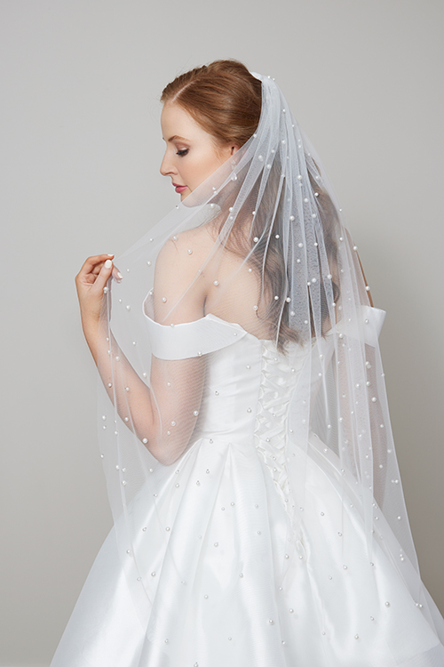 Leah S Designs bridal wedding veils Melbourne Pearl blusher veil