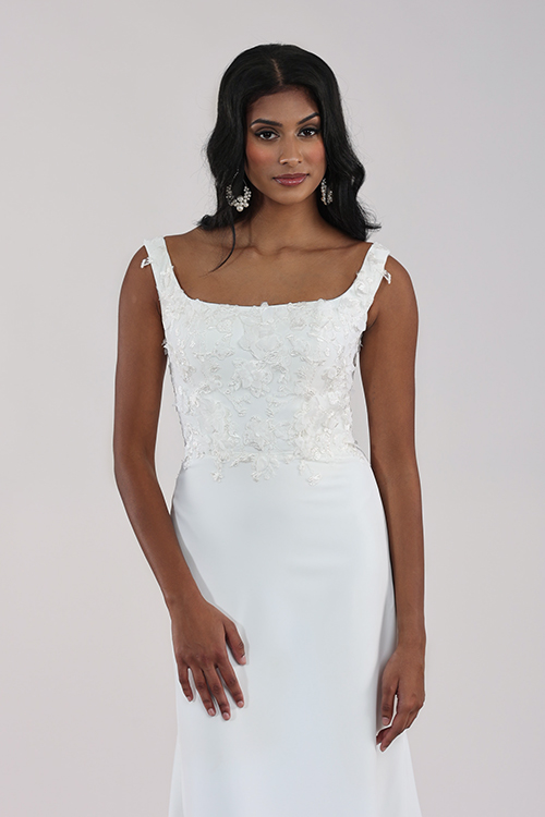 Fitted wedding dress with lace bodice and square neckline