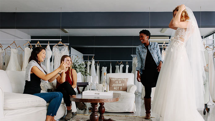 bridal store guest manners