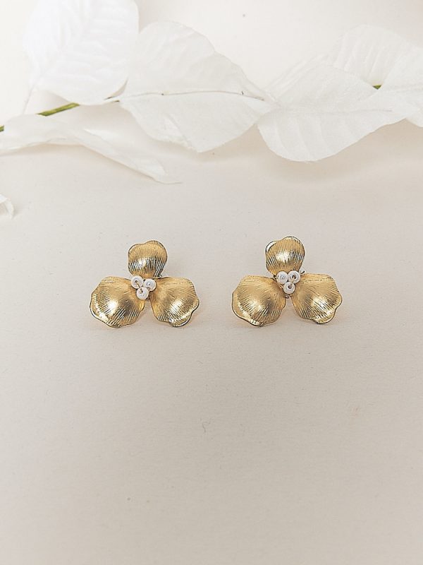 Bold Gold Earrings For Wedding