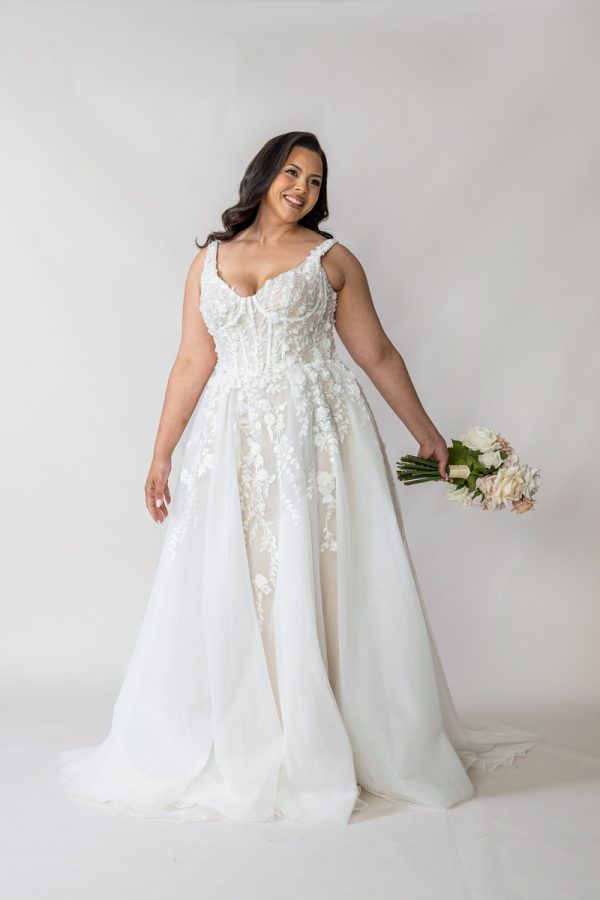 Curve Wedding Dress