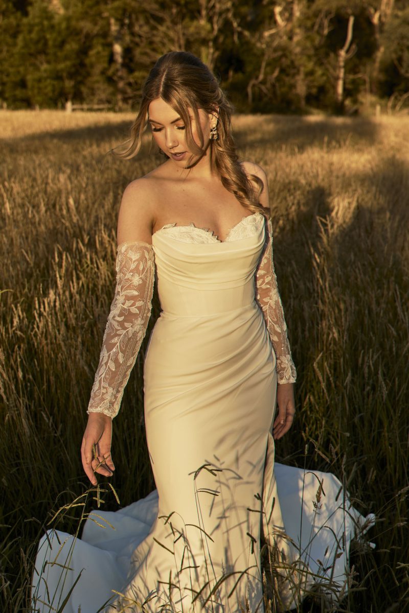 Avery Fitted Wedding Dress