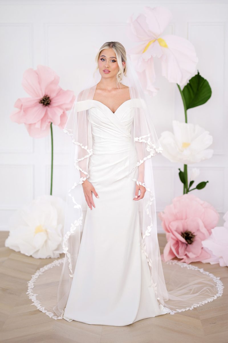 Long lace wedding veil with face cover