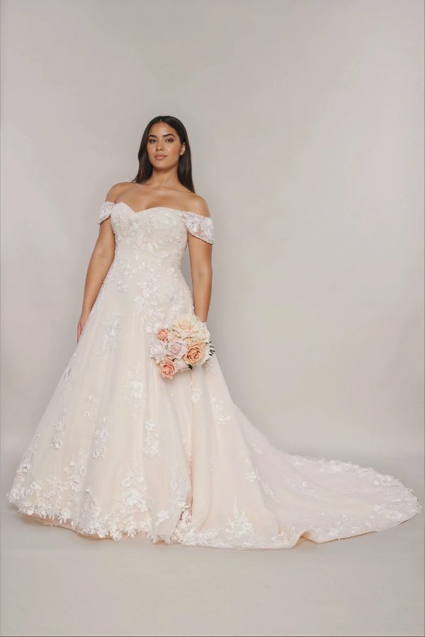 Makenzie Dress In Blaush Colour