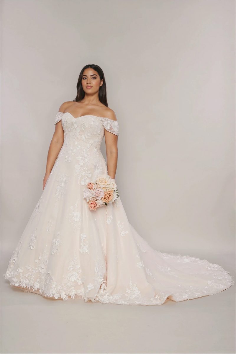 Makenzie Dress In Blaush Colour