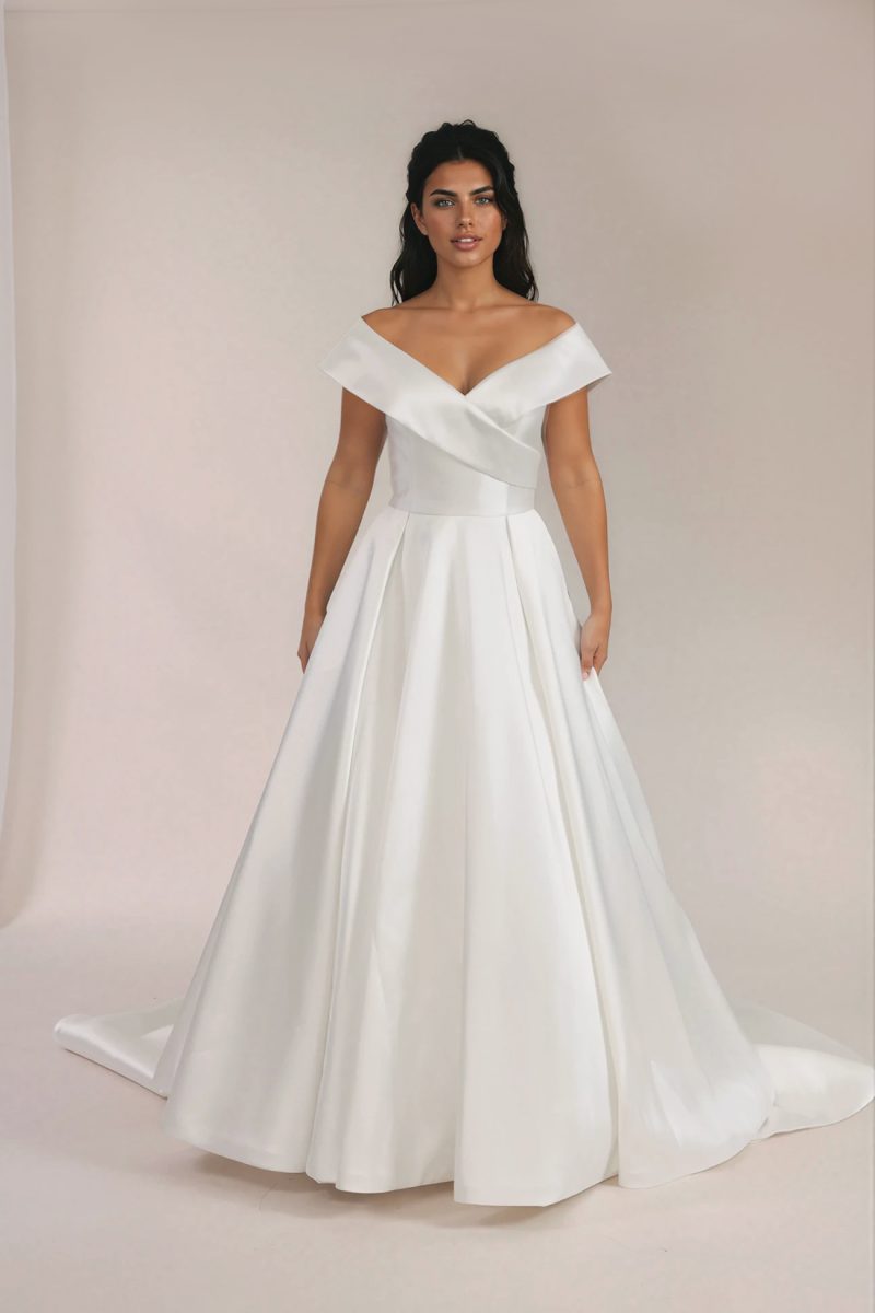 Romy Dress with off the shoulder sleeves.