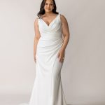 Fitted Plus Size Wedding Dress